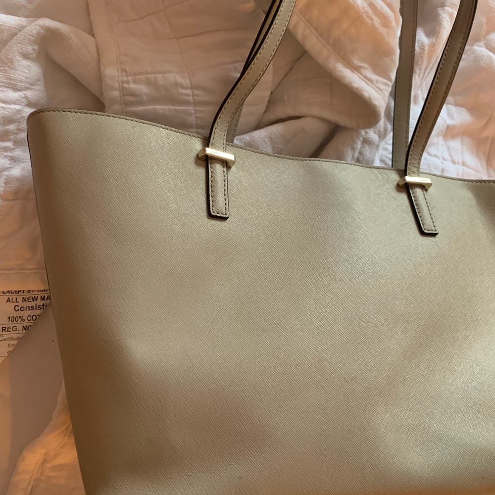 Kate Spade Cedar Street Medium Tote - Picture 5 of 8